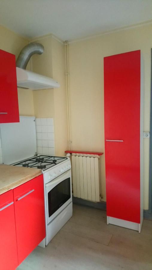 Hebergement Pour 2 Personnes,1 Chambres, Salon, Salle A Manger, Grand Garage Possibilite D'Un Lit 1 Personne Supplementaire Pour 15 Euros Sancoins Ngoại thất bức ảnh